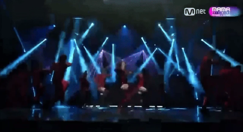 Tóc Tiên bị chê hát thua cả tân binh mới vào nghề, đến nhóm nam Kpop đình đám còn tỏ thái độ? - Hình 4