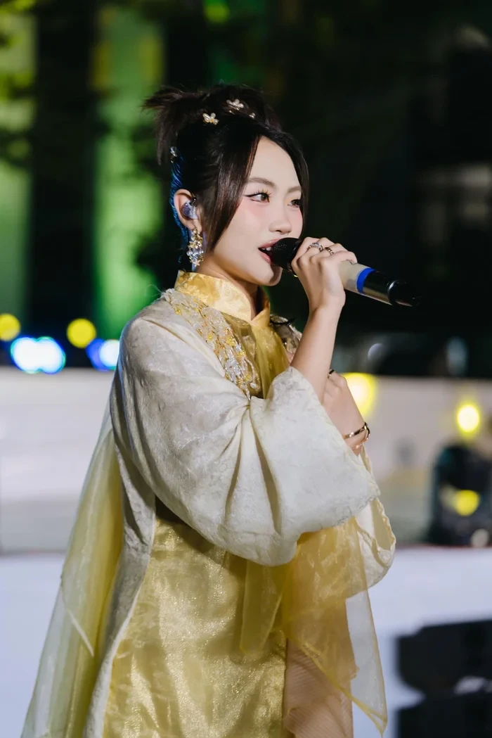 Phương Mỹ Chi nói câu xé lòng về vụ lật tàu, nhắc lại chiến thắng ở Sing! Asia - Hình 4