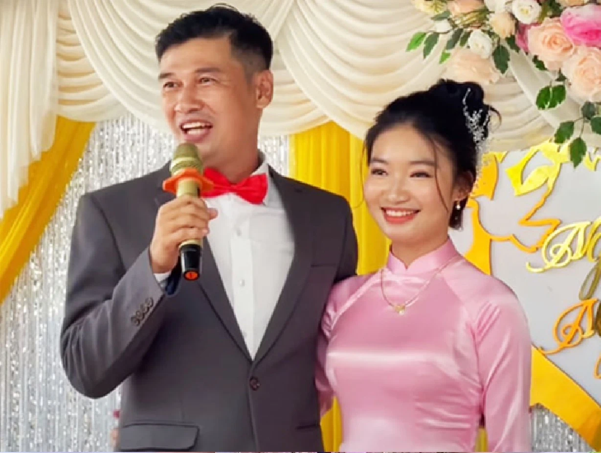 Vợ Tiết Cương 3 năm bị mắng đều đặn, lấy chồng già chiếm tài sản, đáp trả cứng - Hình 3