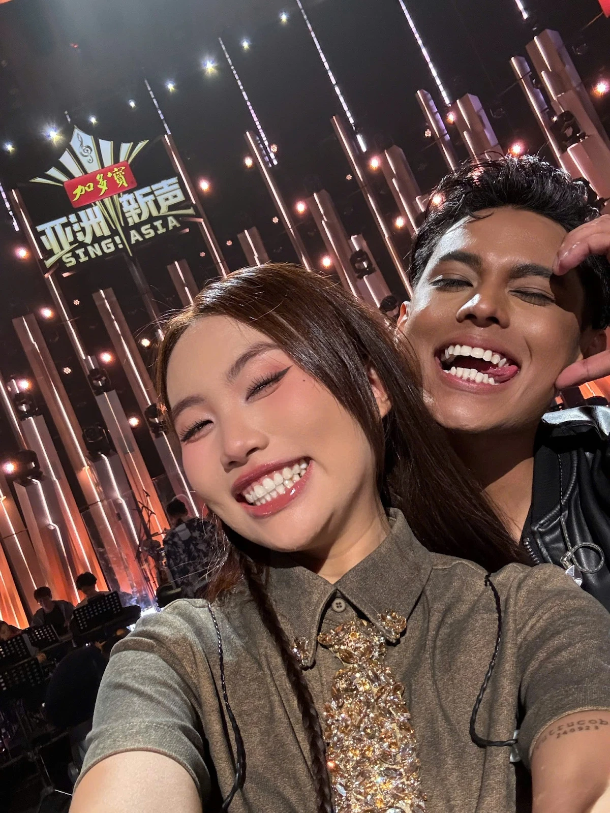 AmsyarLee lộ lý do làm thân với Phương Mỹ Chi, đều bị Sing! Asia chơi bẩn? - Hình 6