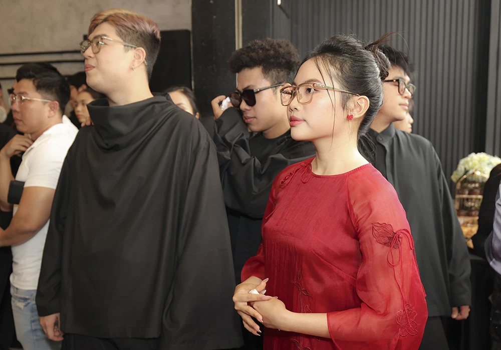 DTAP tiết lộ việc chưa hài lòng khi xem Phương Mỹ Chi diễn ở Sing! Asia? - Hình 2