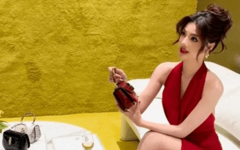 Mỹ nhân gen Z Vbiz hưởng đặc quyền như phú bà hào môn, vướng 2 tin đồn mãi chưa có lời giải - Hình 1