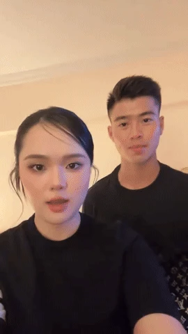 Nhiều lần bị chê mặc xấu, nay vợ Duy Mạnh lột xác đúng chất tiểu thư xinh - sang, còn âm thầm ủng hộ Jack? - Hình 1