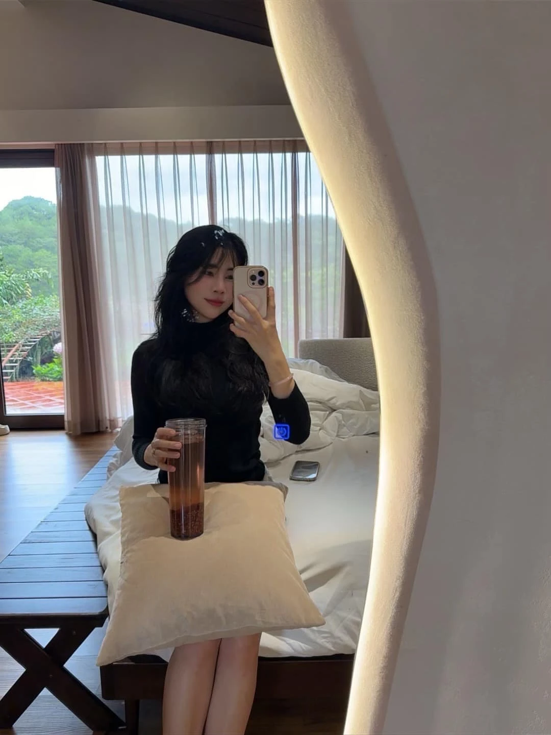 Thơ Nguyễn bất ngờ mất tích khỏi mạng xã hội, nghi gặp biến vì chuyện của Jack? - Hình 2
