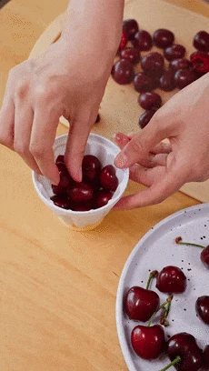 Giá cherry đang rẻ, mua về làm thạch trái cây mát lạnh gây nghiện này: Cả người lớn lẫn trẻ nhỏ đều mê tít! - Hình 7
