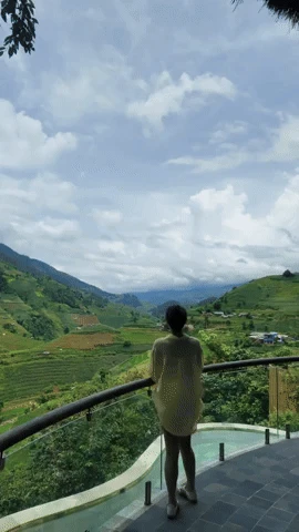 Doãn Hải My khoe visual Top 10 Hoa hậu, chân dài thẳng tắp chiếm spotlight khi cùng Văn Hậu trốn con đi chill - Hình 2