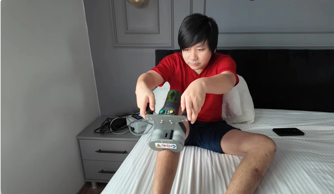 Khoa Pug: YouTuber vung tiền như nước tuyên bố kéo dài chân thêm khiến CĐM sốc - Hình 9