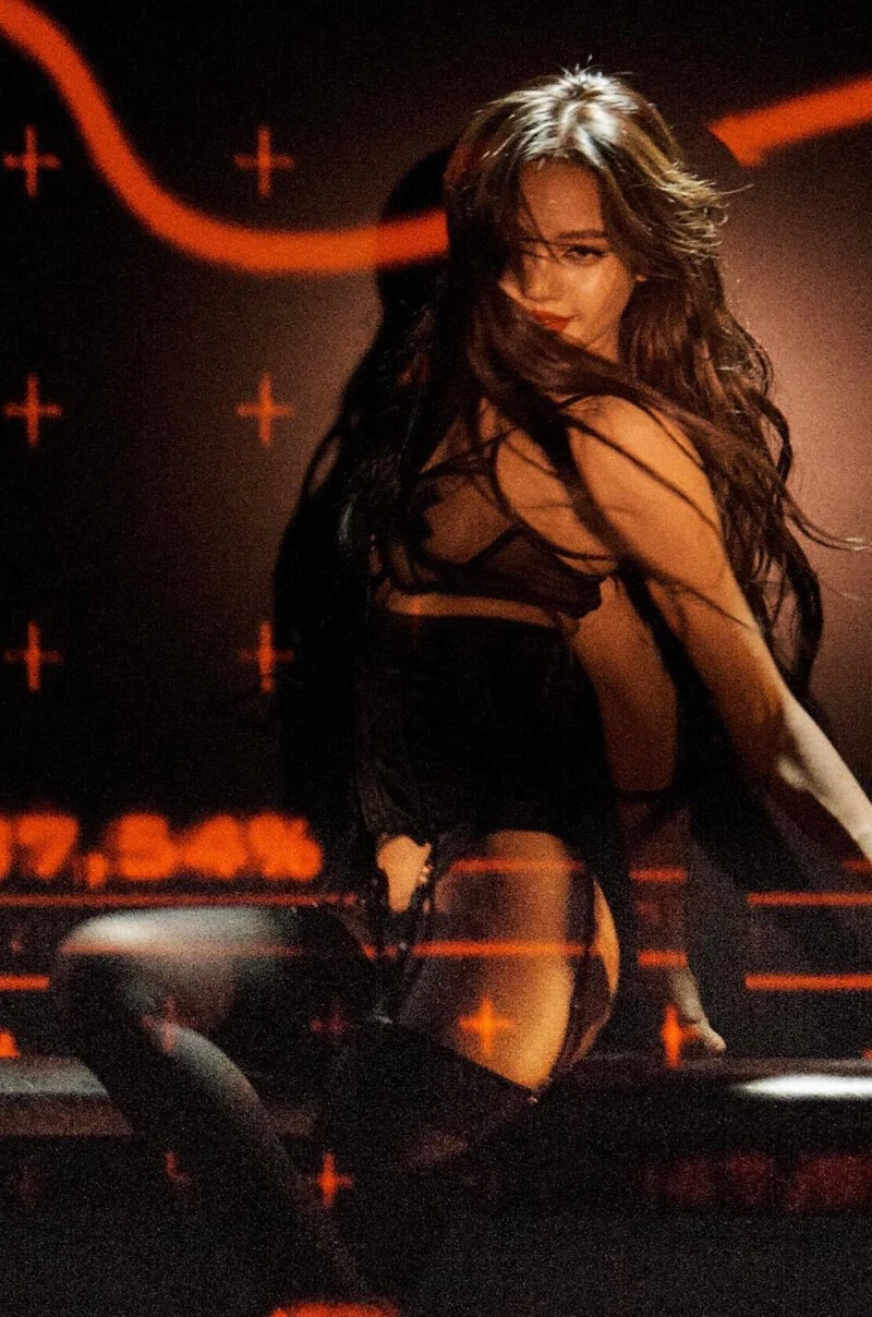 Lisa hại BLACKPINK, thách thức dư luận, dân tình đồng loạt tuyên bố thoát fan - Hình 3