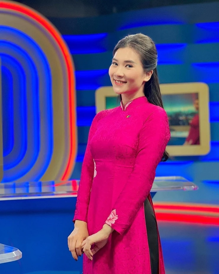 1 netizen bênh BTV bị VTV đuổi, đổ lỗi cho người này, dư luận phản ứng dữ dội? - Hình 2