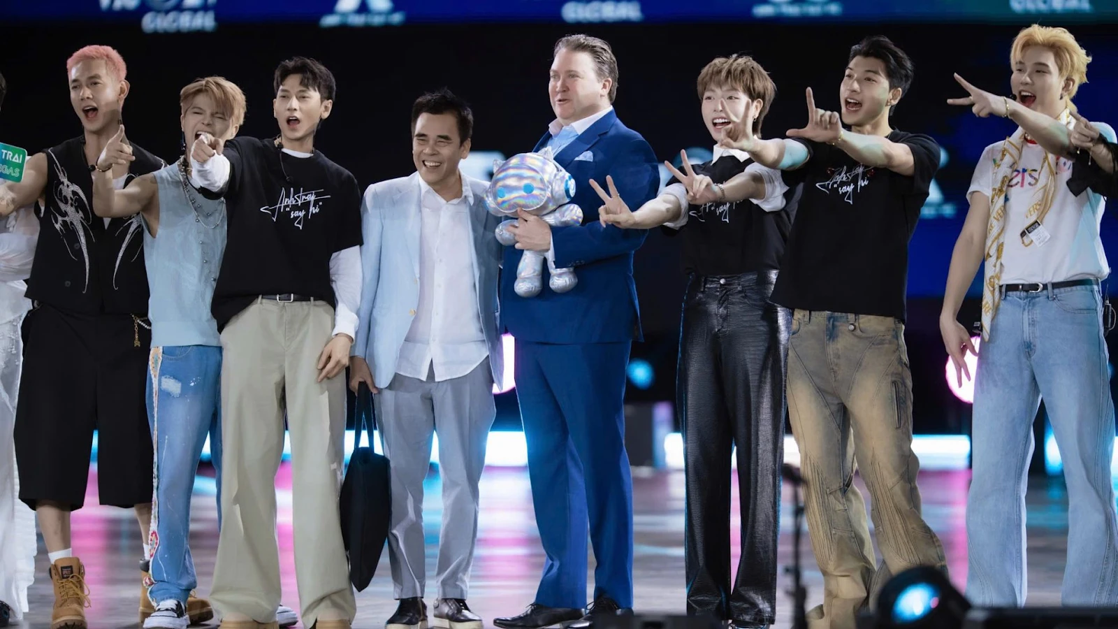 Concert Anh Trai tại Mỹ ăn đứt BLACKPINK, BTS, âm nhạc Kpop bị nói đã hết thời - Hình 7