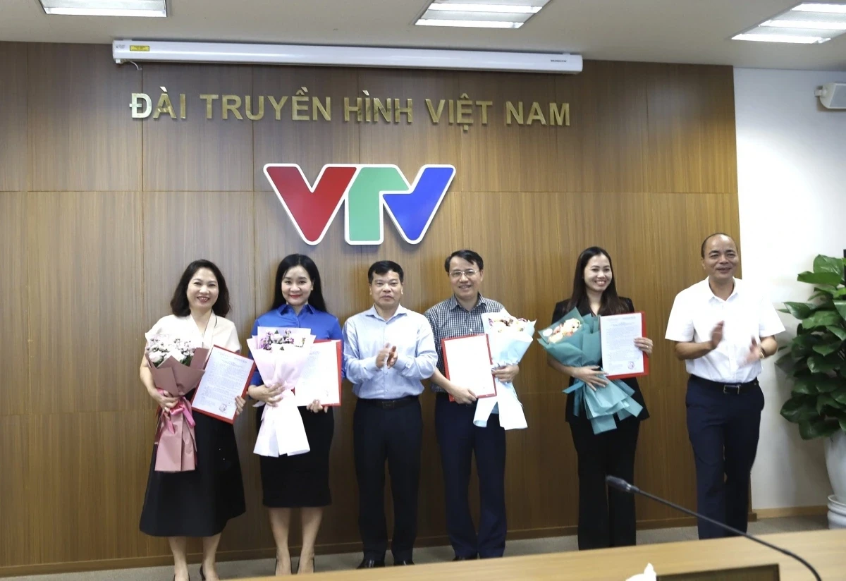 VTV dẫn sai tin nóng BTV Khánh Trang bị đình chỉ, MXH đòi đuổi việc thêm 1 người - Hình 7