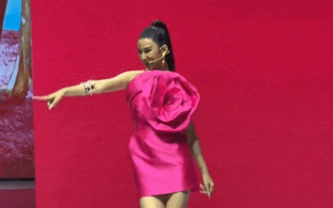 Bị mắng thẳng mặt ở Vietnams Next Top Model, Nàng Mơ có cách đáp trả không ai ngờ tới! - Hình 1