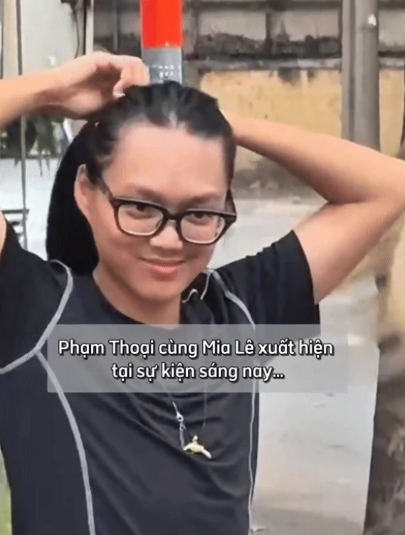 Phạm Thoại: Một thời ông hoàng chốt đơn, lao đao vì từ thiện, tái xuất tàn tạ! - Hình 9