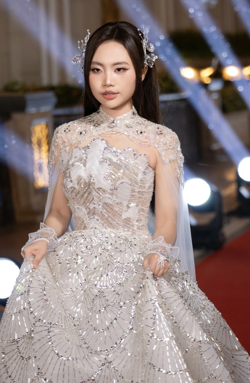 Sơn Tùng soi thái độ lạ, khi Phương Mỹ Chi hát hit Lạc Trôi tại Sing! Asia - Hình 4