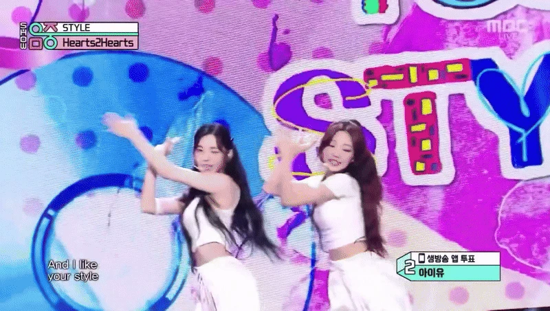 Bóc mẽ nhóm nữ không lỗ hổng visual lần đầu tiên hát live kể từ khi debut - Hình 2