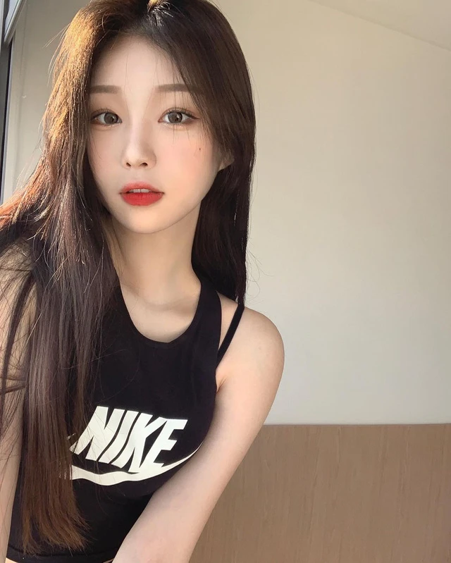 Han Kyung là ai? Nữ streamer Hàn khiến cả Hàn Quốc đỏ mặt vì quá táo bạo! - Hình 2