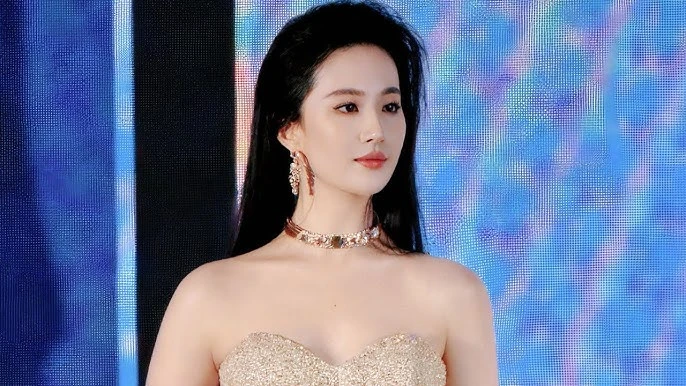 Lưu Diệc Phi bị phanh phui tình đồng giới, tài tử Hàn chạy mất dép có lý do? - Hình 1