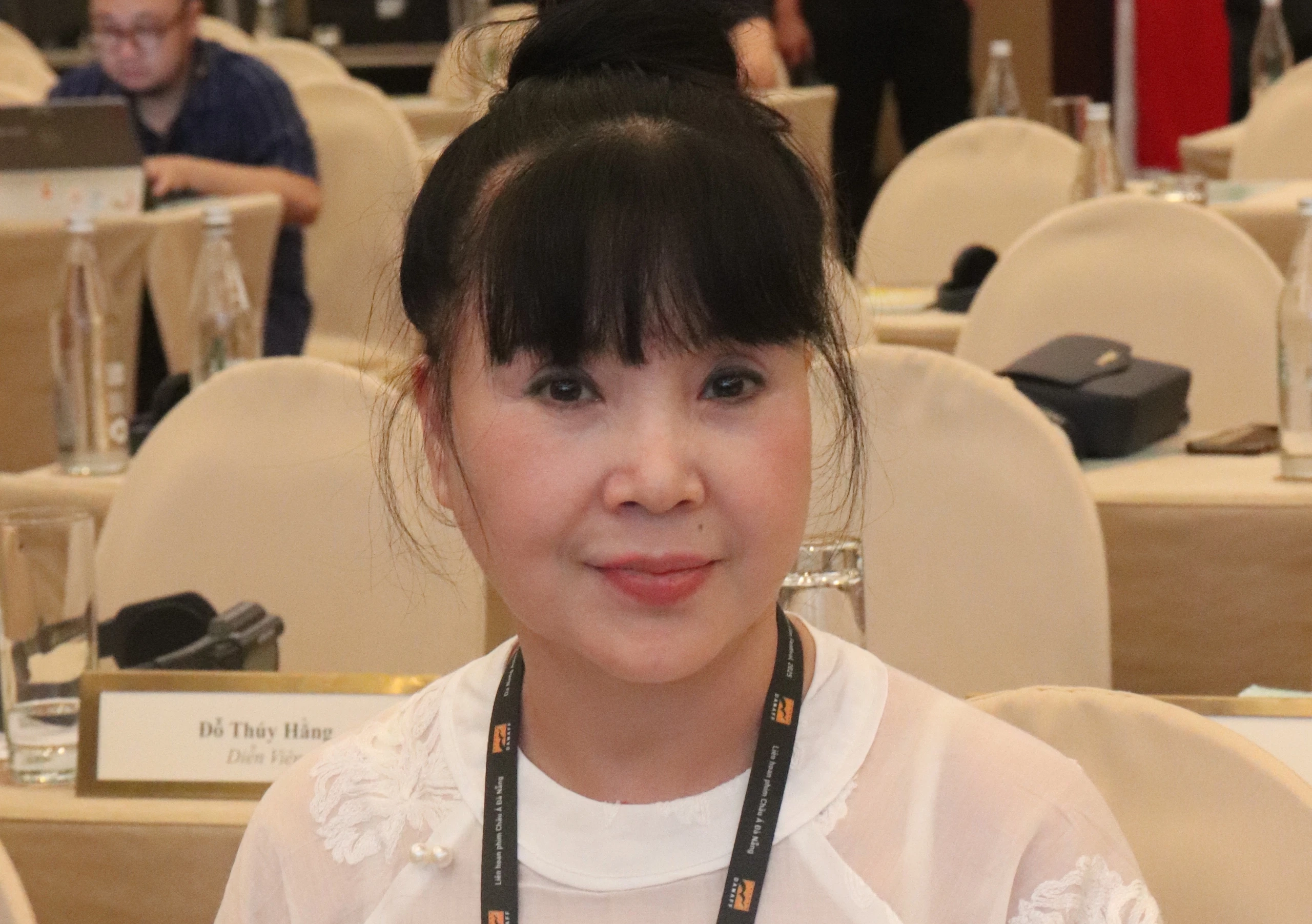 NSND Lan Hương nhắc về Em bé Hà Nội, tiết lộ cuộc sống sau khi nghỉ hưu - Hình 1