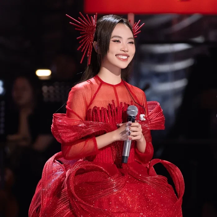 BGK, thí sinh Sing! Asia bị Mỹ Chi đánh úp ở hậu trường, Chu Phi Ca thái độ lạ - Hình 5