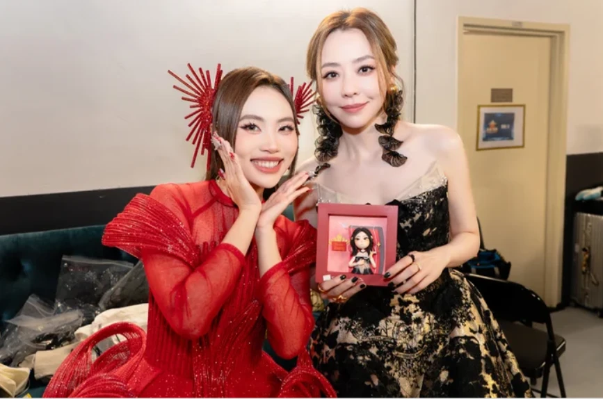 BGK, thí sinh Sing! Asia bị Mỹ Chi đánh úp ở hậu trường, Chu Phi Ca thái độ lạ - Hình 3