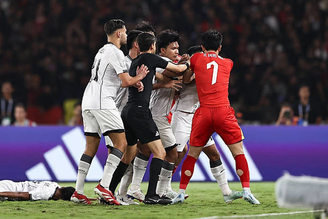 U23 Việt Nam vô địch: Sốc với số tiền thưởng, Thủ tướng làm ngay việc này? - Hình 1