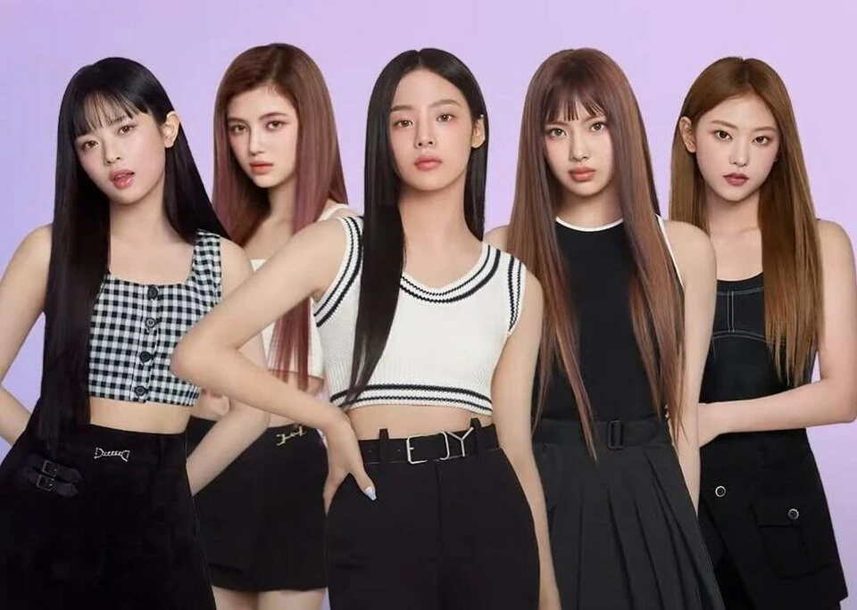 V (BTS) lộ bằng chứng NewJeans thăm lúc trong quân ngũ, nội dung thư fan sốc! - Hình 6