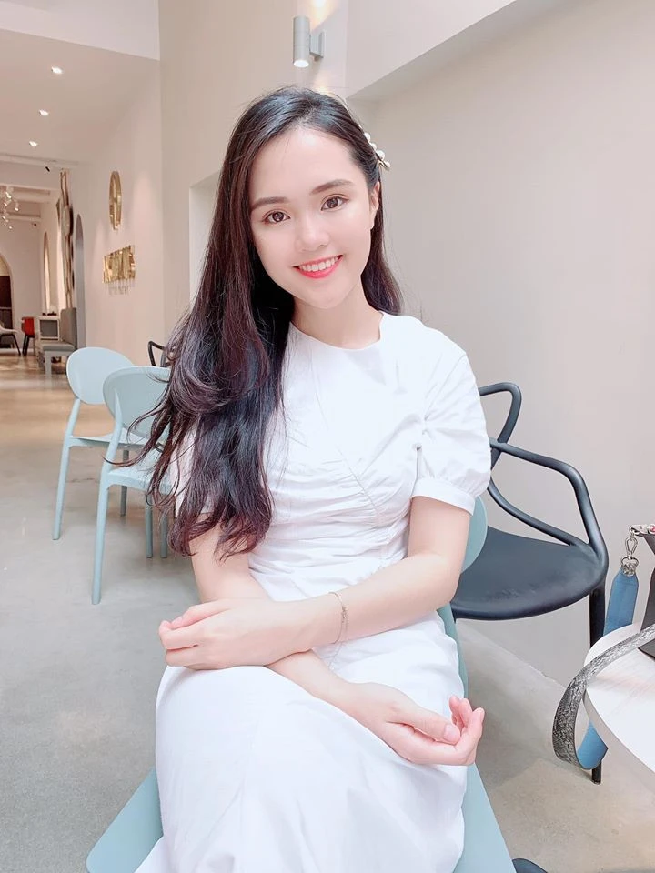 Vợ Duy Mạnh lộ cam thường, bóc nhan sắc thật, dân mạng quay xe 180 độ - Hình 4