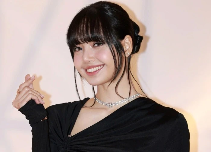 Lisa phát ngôn sốc về vụ tai chảy máu lộ tình trạng đáng lo, không thể comeback? - Hình 4