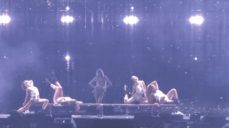 BLACKPINK điên rồ sau 3 năm vắng bóng: Jennie - Lisa sexy táo tợn, khoảnh khắc chị chị em em làm fan bé liên gào thét! - Hình 7