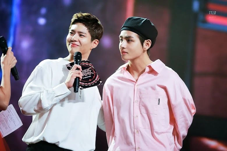 V BTS vừa xuất ngũ đã bị bắt gặp hẹn hò một người ở hộp đêm, lộ cử chỉ thân mật? - Hình 7