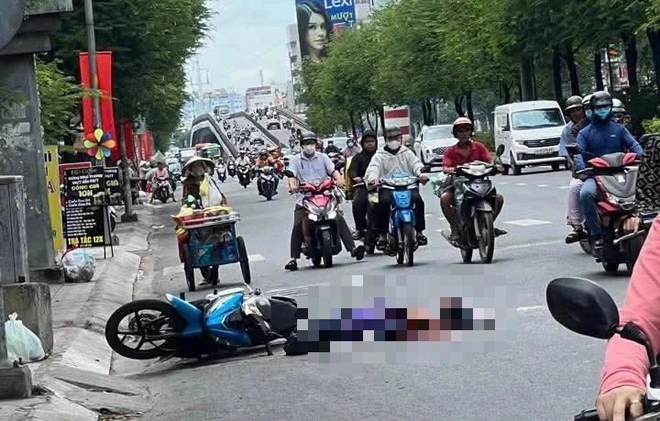 TP.HCM: Người đàn ông đi sát lề đường vẫn va chạm xe khách, qua đời ngay tại chỗ - Hình 7