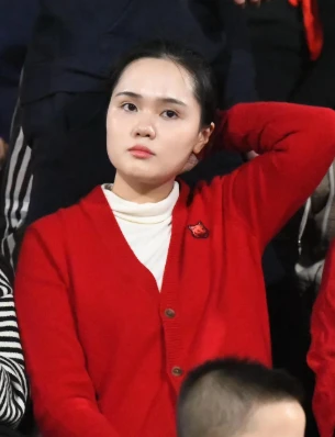 Vợ Duy Mạnh khiến anti cứng họng, với màn quay xe visual gây bão mạng! - Hình 6
