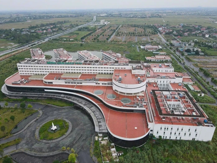 5 người bị khởi tố trong vụ án Bệnh viện Bạch Mai 2 và Bệnh viện Việt Đức 2 là ai? - Hình 1