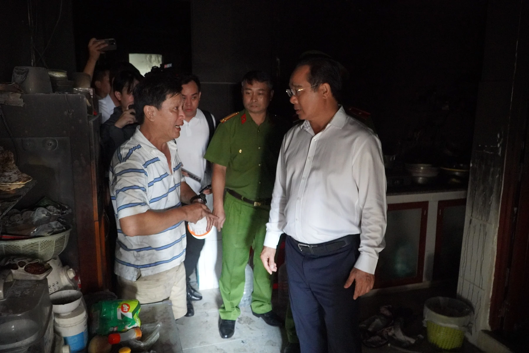 Hai cuộc gọi cầu cứu của nạn nhân trong vụ cháy chung cư 8 người tử vong ở TPHCM - Hình 3