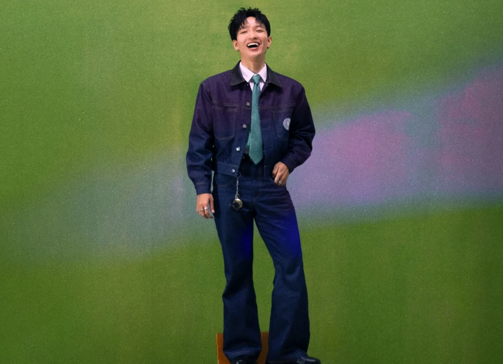 Hoàng Dũng tung loạt ảnh thơ ấu: Mũm mĩm, ôm đàn, cover nhạc từ năm 2008 - Hình 2