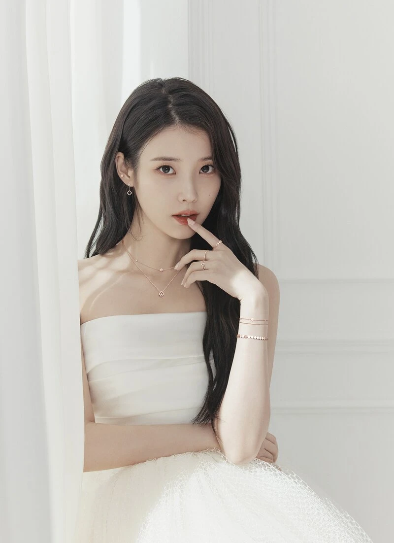 IU thay thế, NewJeans bị HYBE ngăn cấm hoạt động độc lập netizen bất mảng? - Hình 4