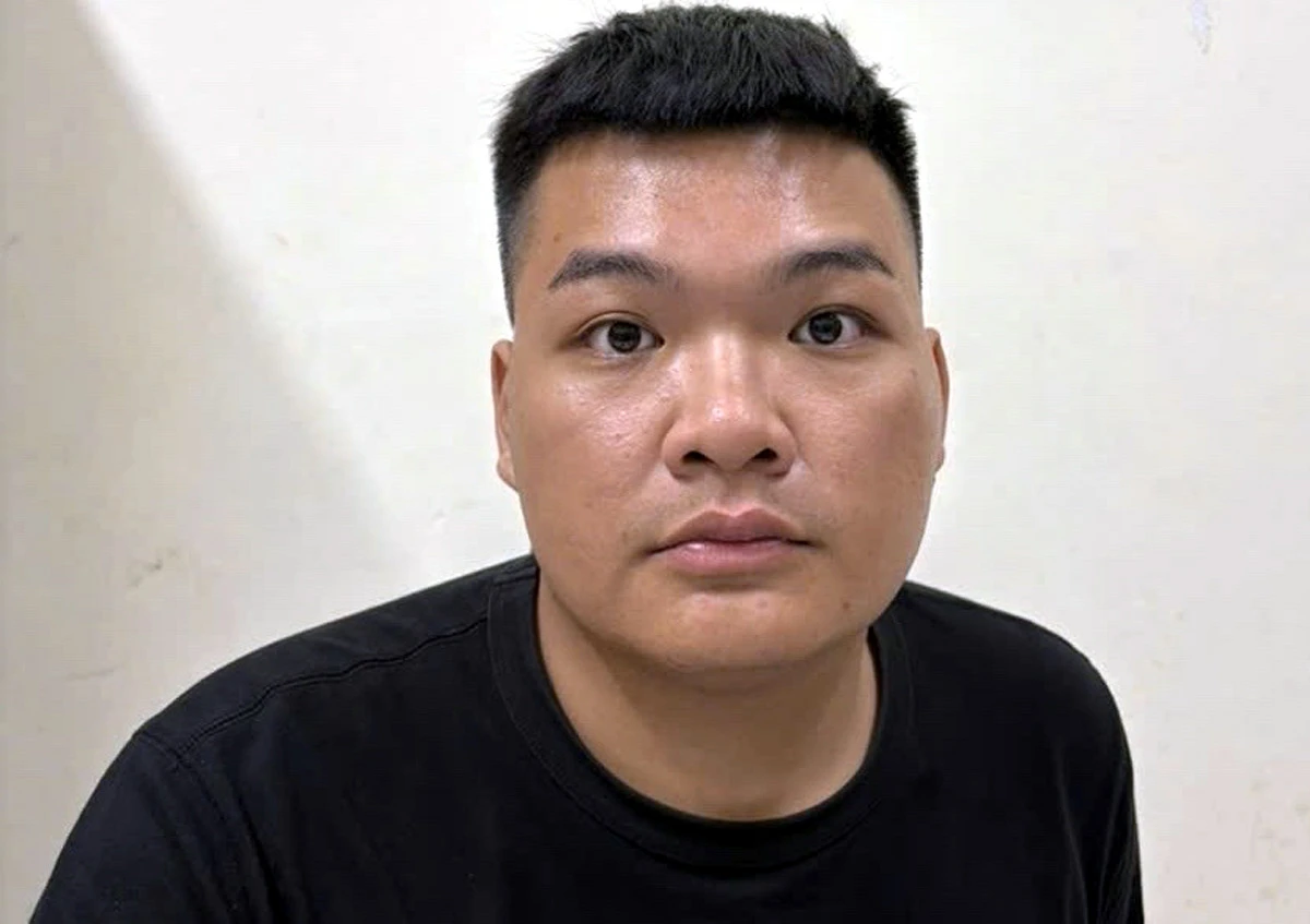 Kẻ cướp tiệm vàng ở Hà Nội sa lưới sau gần 6 giờ gây án - Hình 2
