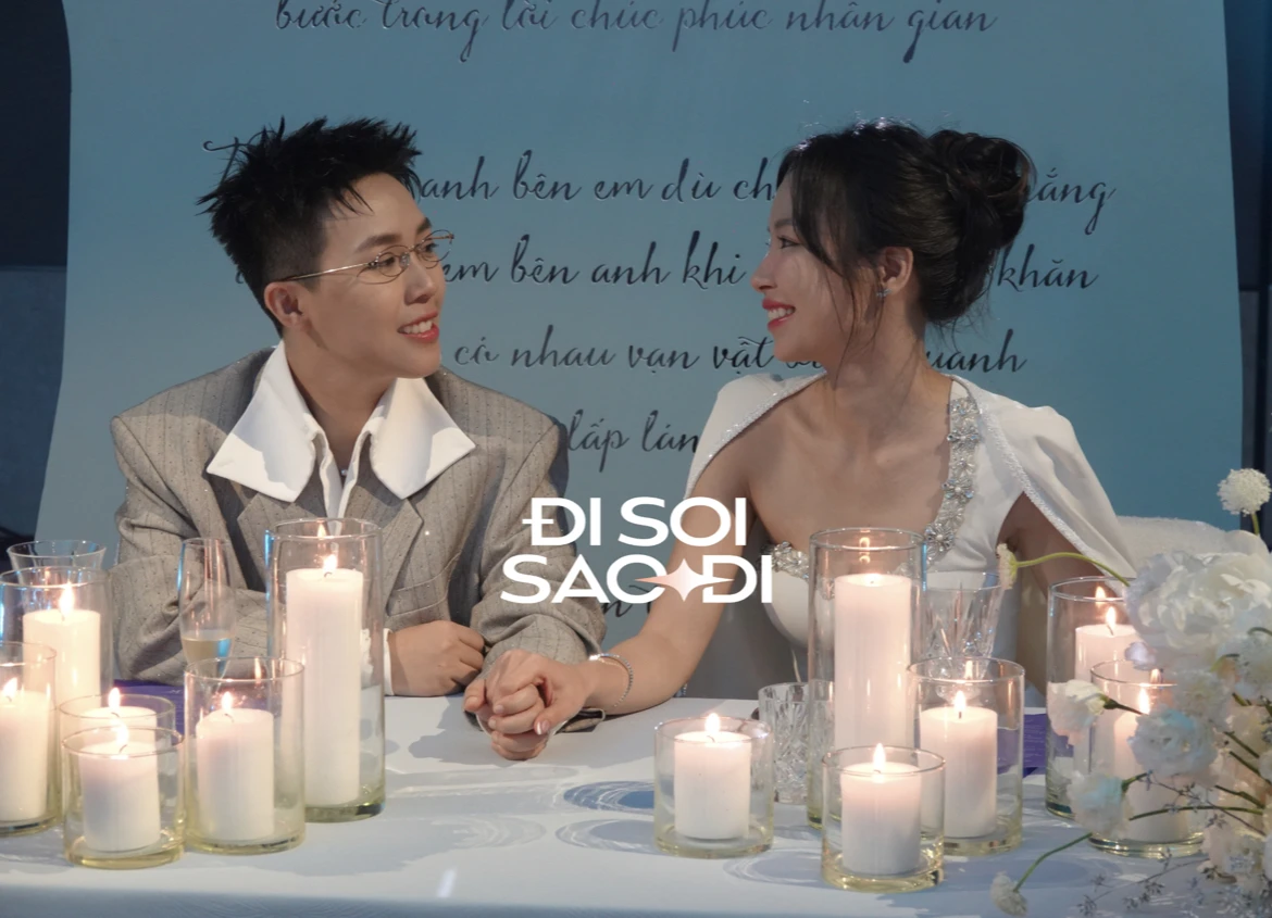 Nghệ sĩ triệu view và bà xã trao nhau first dance tình bể bình, Đức Phúc cất giọng ngọt như rót mật vào tai - Hình 1