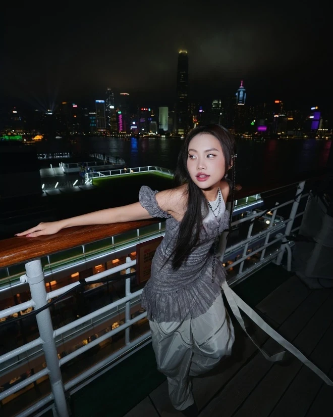 Trấn Thành xịt keo vì Phương Mỹ Chi trở mặt xin xỏ 1 điều giữa show? - Hình 5