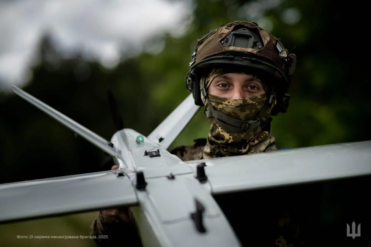 UAV Ukraine tấn công cơ sở dầu khí Nga và nhà máy liên quan tới quân đội gần Moskva - Hình 1