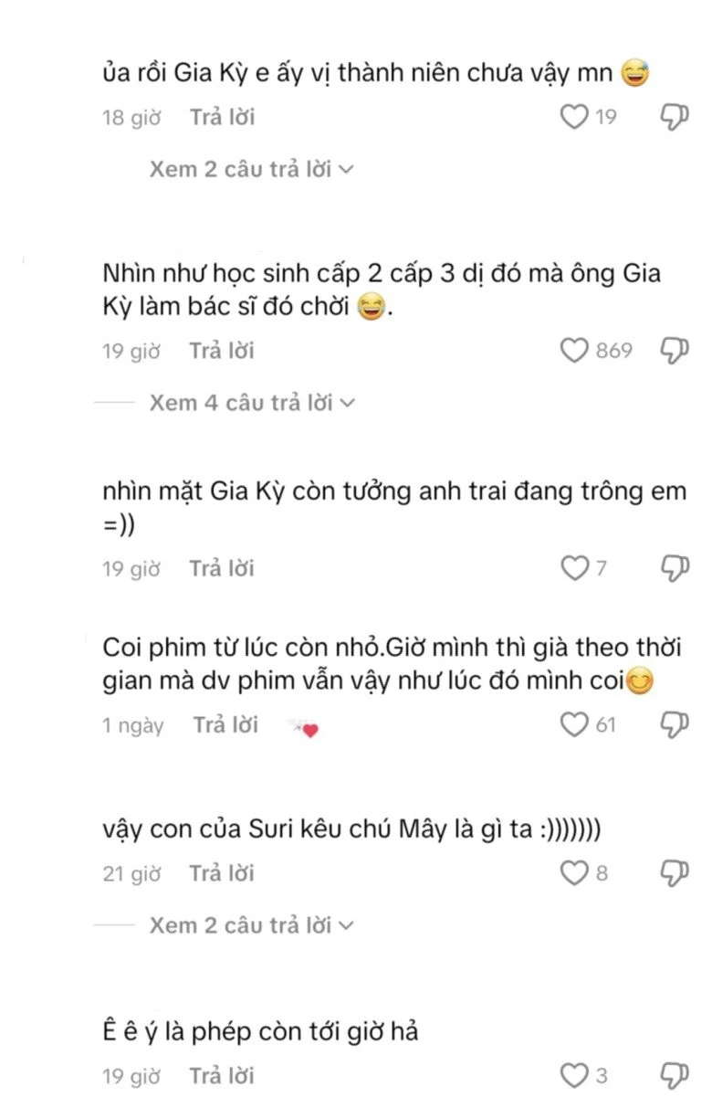 Gia Kỳ Suri Gia Đình Phép Thuật ẵm con đi tiệc Hoà Hiệp, tưởng anh em - Hình 3