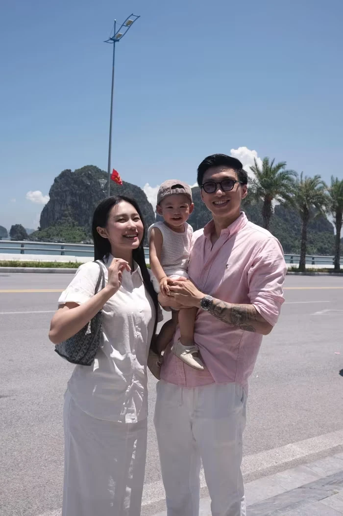 Vợ Văn Hậu tác động con để chụp ảnh, thành quả khiến dân mạng ngỡ ngàng? - Hình 4