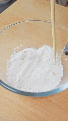 Thử ngay món bánh siêu dinh dưỡng, kéo sợi mê ly, còn tốt hơn cả uống sữa, đứa trẻ nào cũng thích - Hình 1