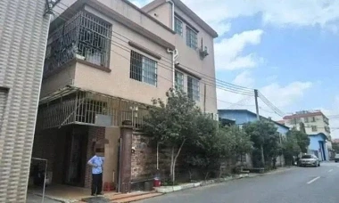 Cụ ông 81 tuổi ra mắt bạn gái 4 ngày, bo tất tay 360.000 triệu sau 1 câu nói - Hình 2