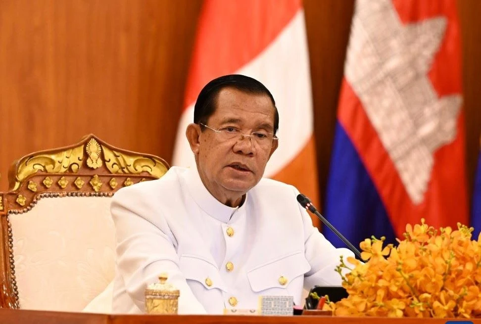 Hun Sen: Bí ẩn drama tình ái, hậu cung hỗn loạn, khiến chính trường chao đảo - Hình 5