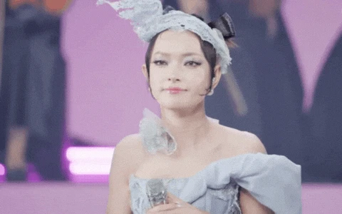 Netizen sốc khi Trấn Thành khen Châu Bùi là ca sĩ thực thụ ở Em Xinh Say Hi - Hình 1