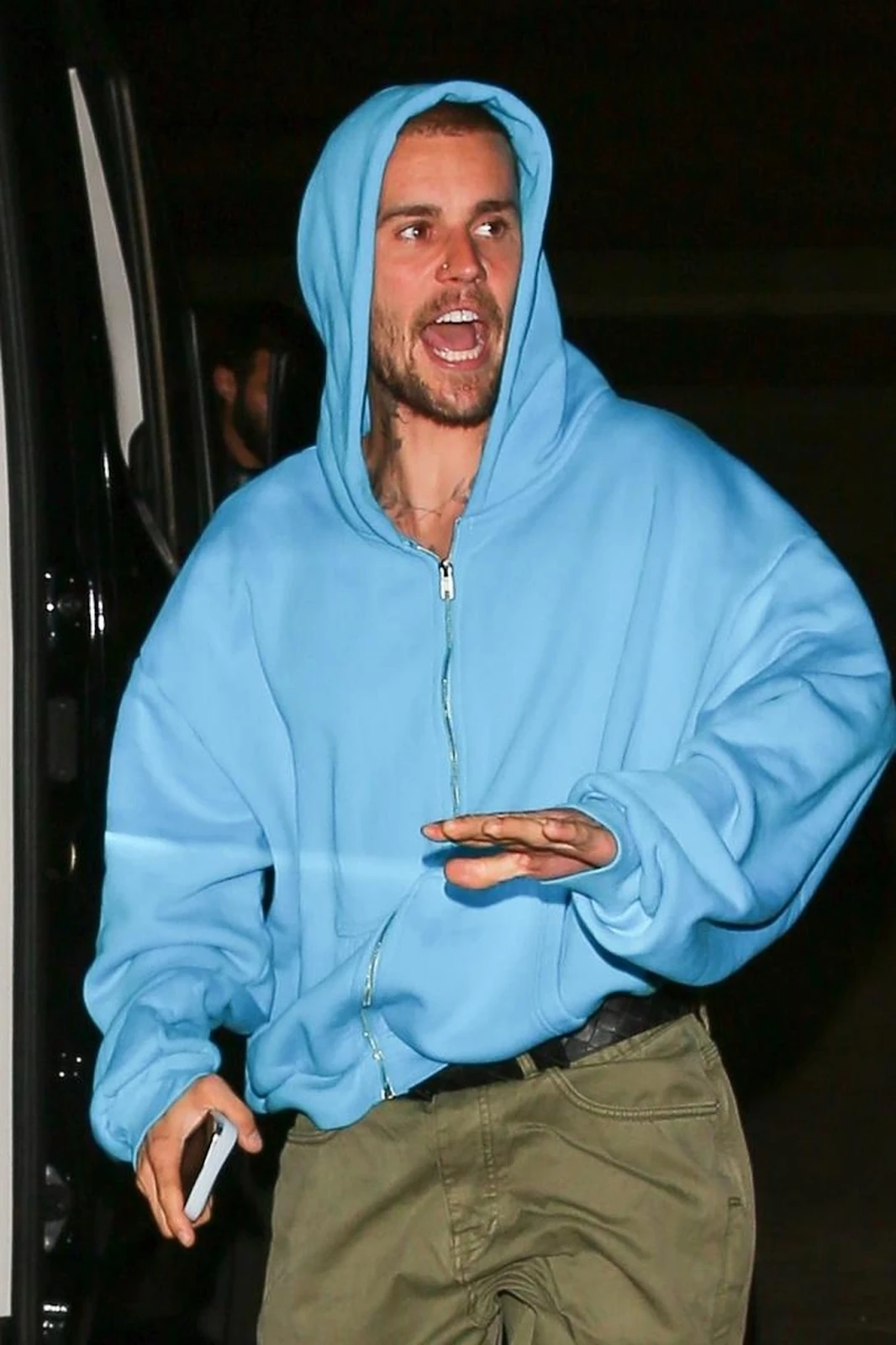 Justin Bieber gây thất vọng: Lại đăng ảnh phản cảm, bạn bè ai cũng lo lắng - Hình 3