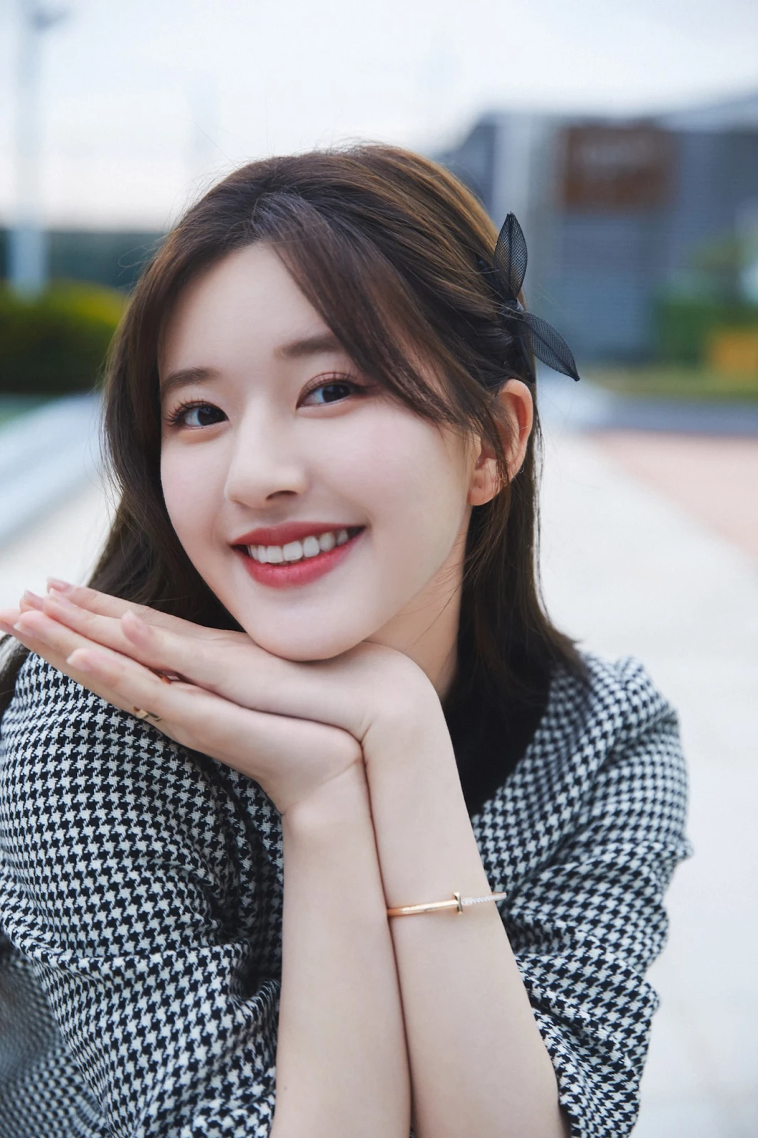 Triệu Lộ Tư được quý tử ông trùm giải trí Cbiz cứu thua 1 bàn, lộ yếu điểm sốc - Hình 2