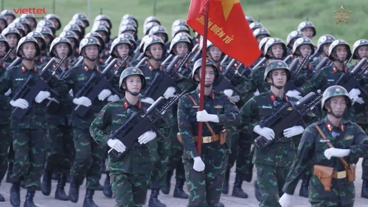 Video Thượng uý Lê Hoàng Hiệp ở Sao nhập ngũ hút hơn 80.000 lượt xem - Hình 2