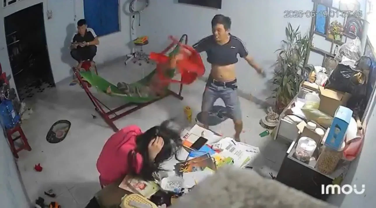 Anh trai tác động em ruột, mẹ ngó lơ: Gia đình kêu oan, tố em gái không ra gì - Hình 4